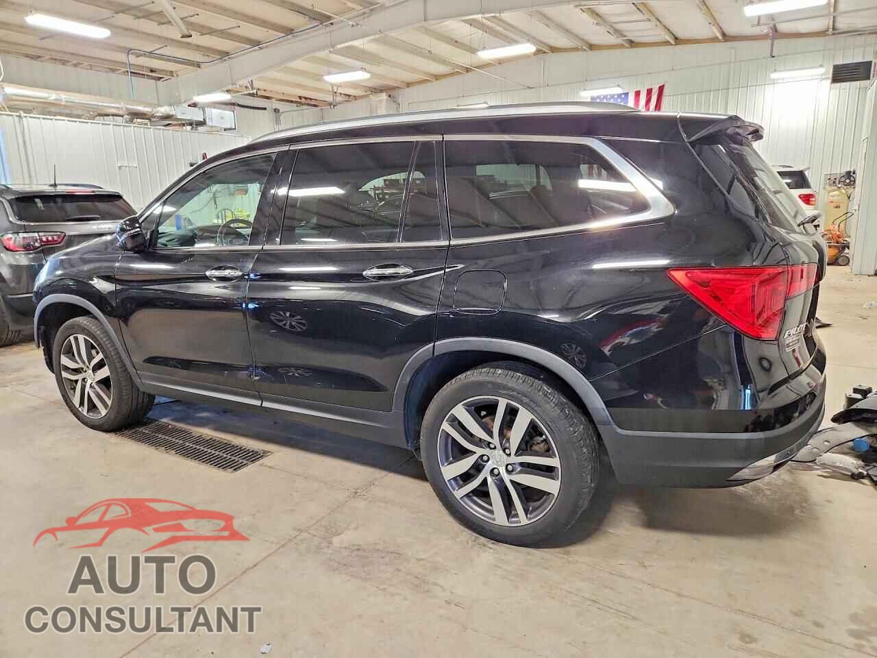 HONDA PILOT 2017 - 5FNYF6H08HB054863