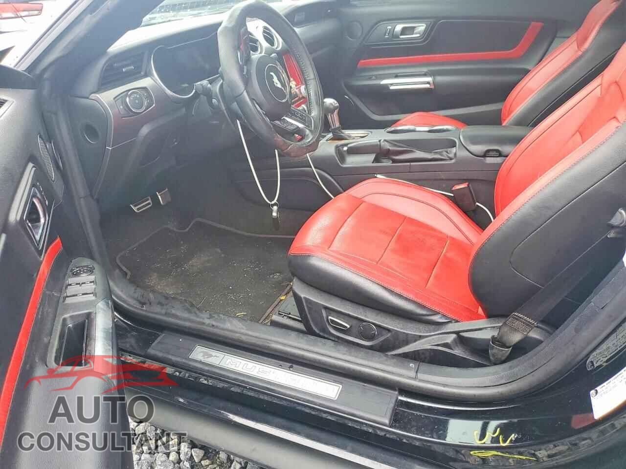 FORD MUSTANG 2018 - 1FATP8UH6J5167013