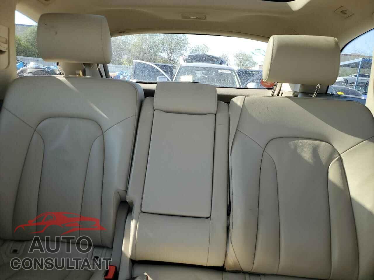 AUDI Q7 2011 - WA1LMAFE2BD007774