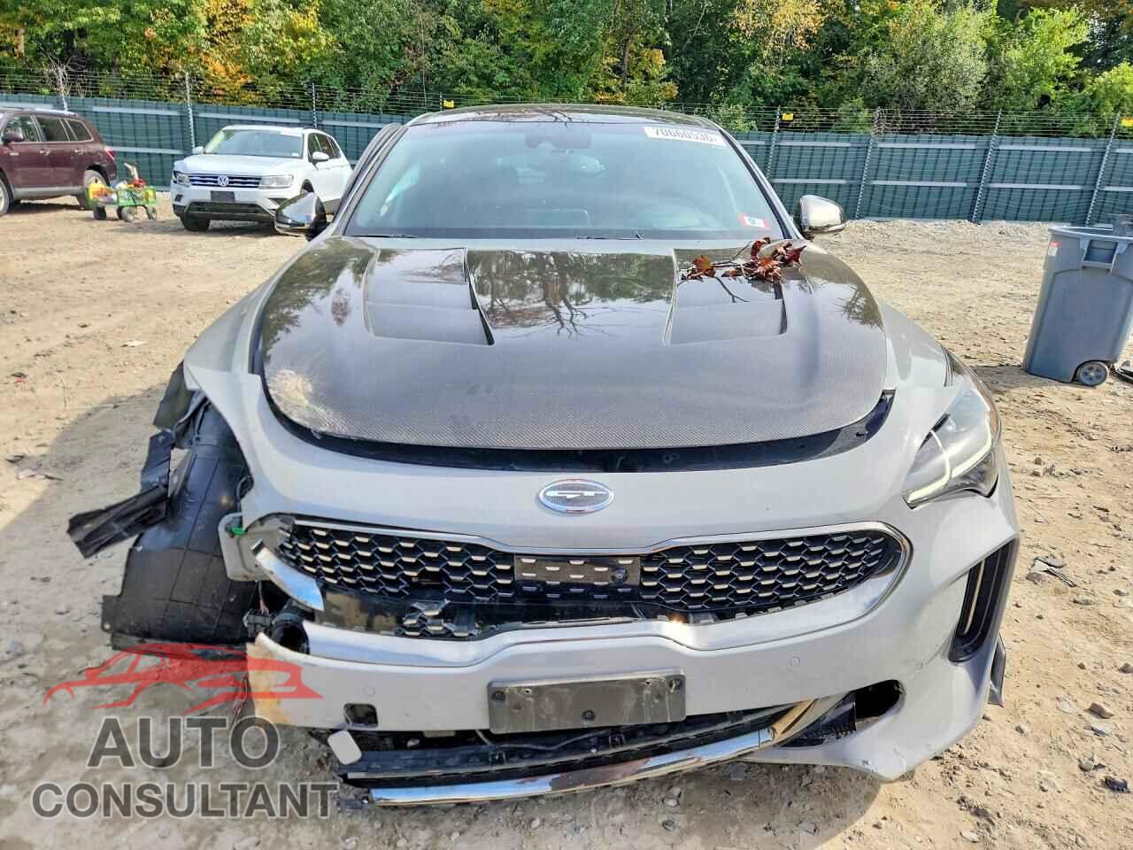 KIA STINGER 2019 - KNAE55LC5K6051193