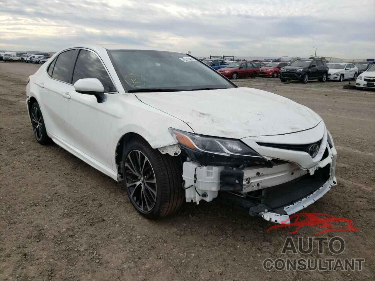 TOYOTA CAMRY 2018 - JTNB11HK7J3048723