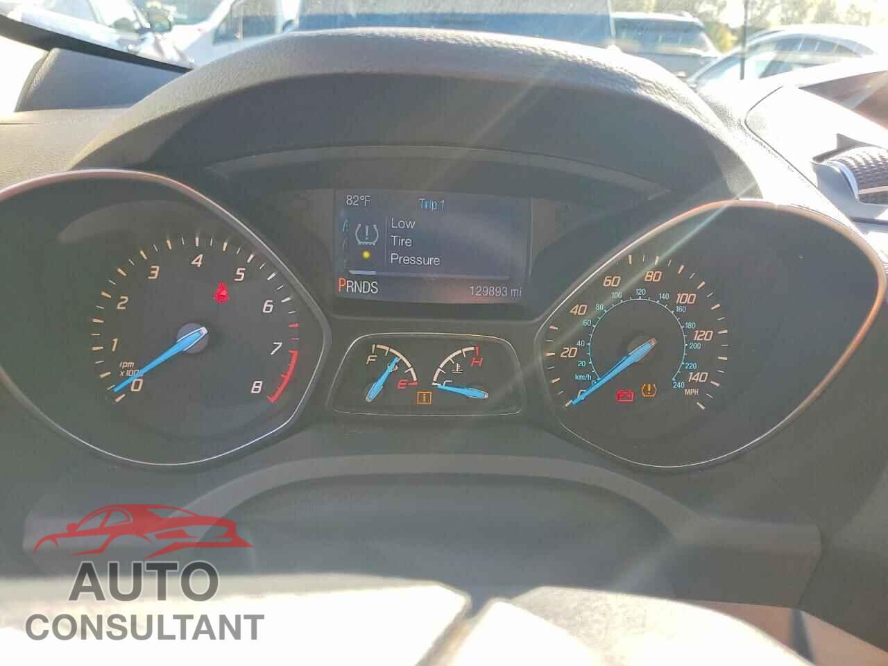 FORD ESCAPE 2015 - 1FMCU9G95FUA11261