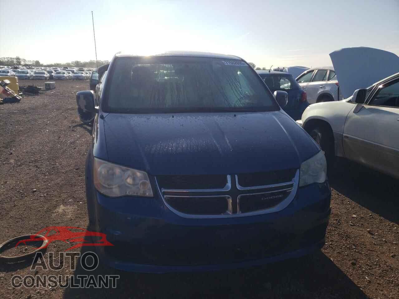 DODGE CARAVAN 2011 - 2D4RN3DG8BR674359
