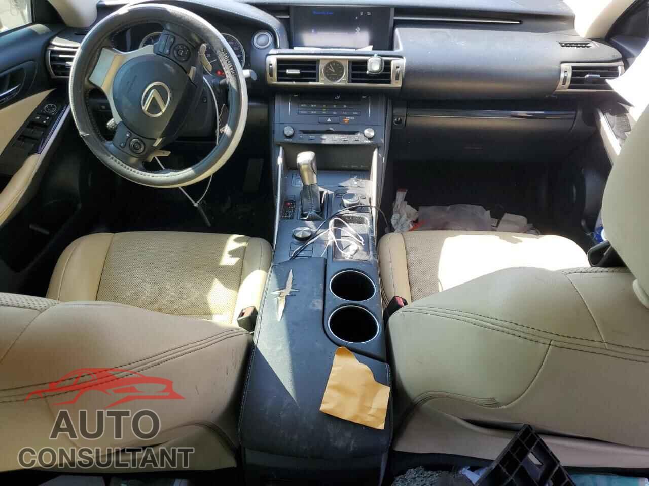 LEXUS IS 2015 - JTHCF1D21F5029661