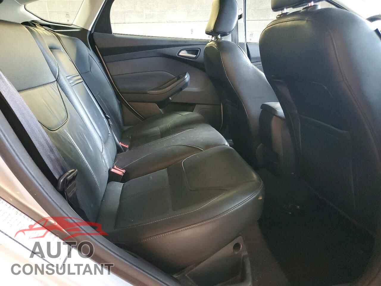 FORD FOCUS 2016 - 1FADP3K20GL206057