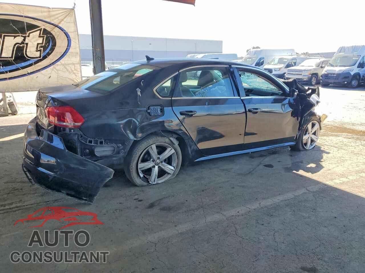 VOLKSWAGEN PASSAT 2012 - 1VWBP7A34CC059249