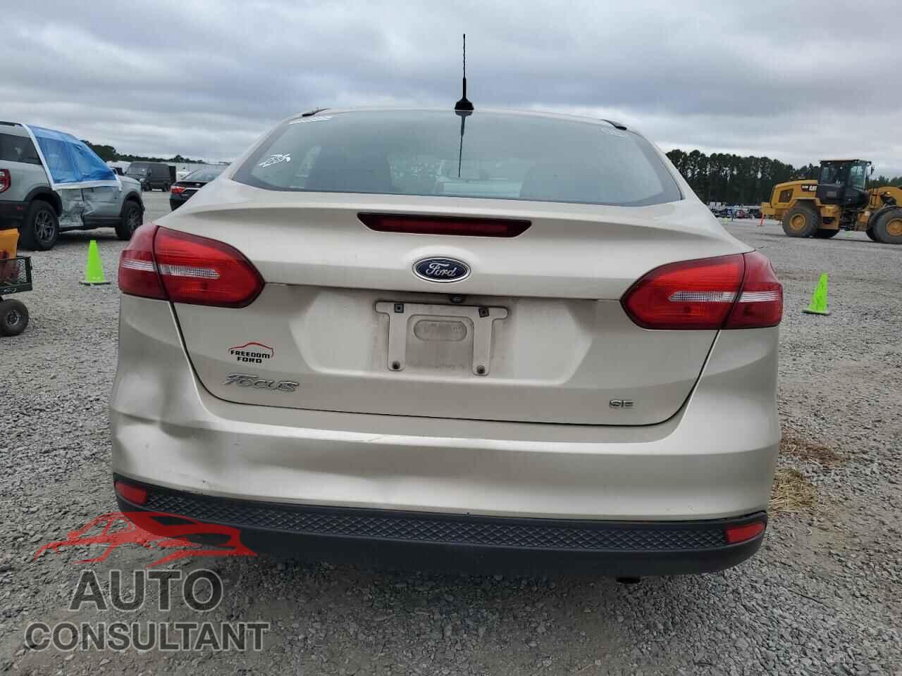 FORD FOCUS 2018 - 1FADP3F2XJL210022
