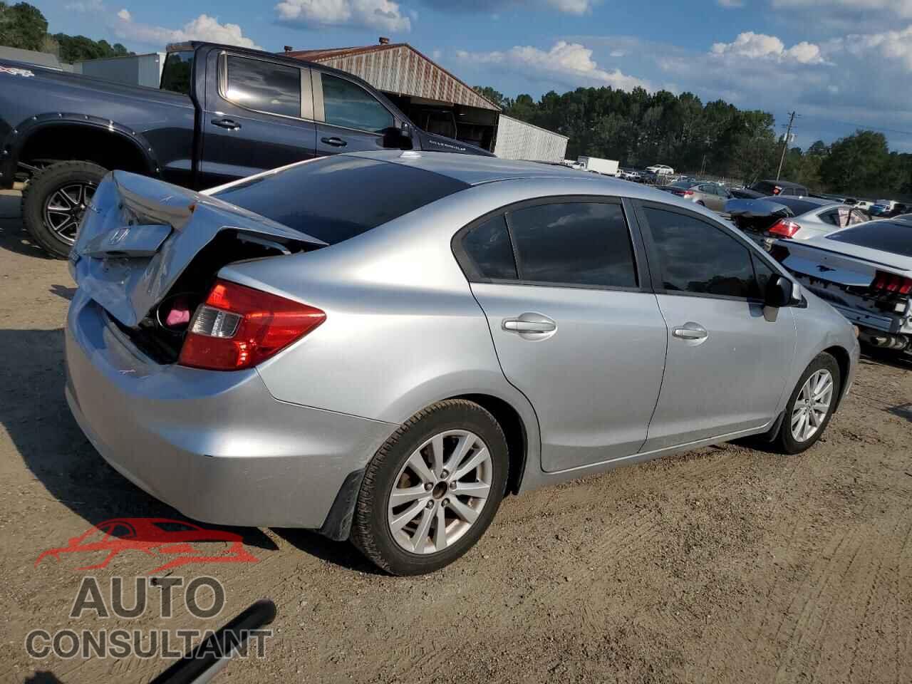 HONDA CIVIC 2012 - 2HGFB2F86CH524347