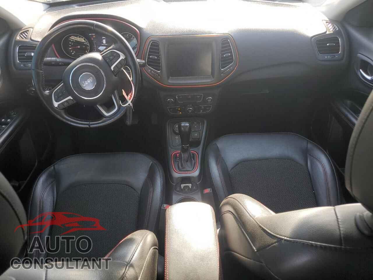 JEEP COMPASS 2020 - 3C4NJDDB8LT220967