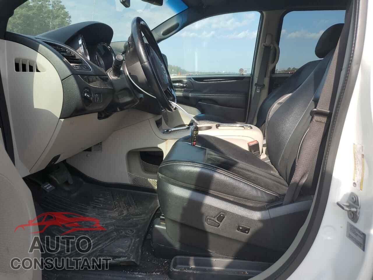 DODGE CARAVAN 2017 - 2C4RDGCG8HR651326