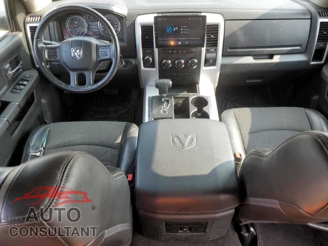 DODGE RAM 1500 2011 - 1C6RD7HT1CS210755