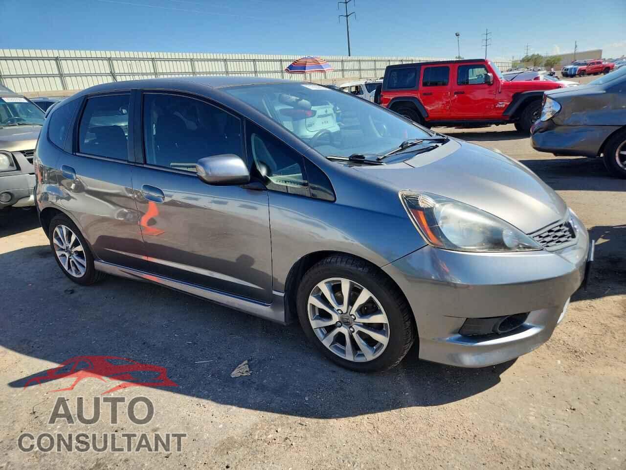 HONDA FIT 2013 - JHMGE8H50DC033727