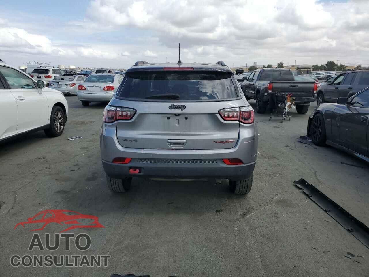 JEEP COMPASS 2019 - 3C4NJDDB1KT752463