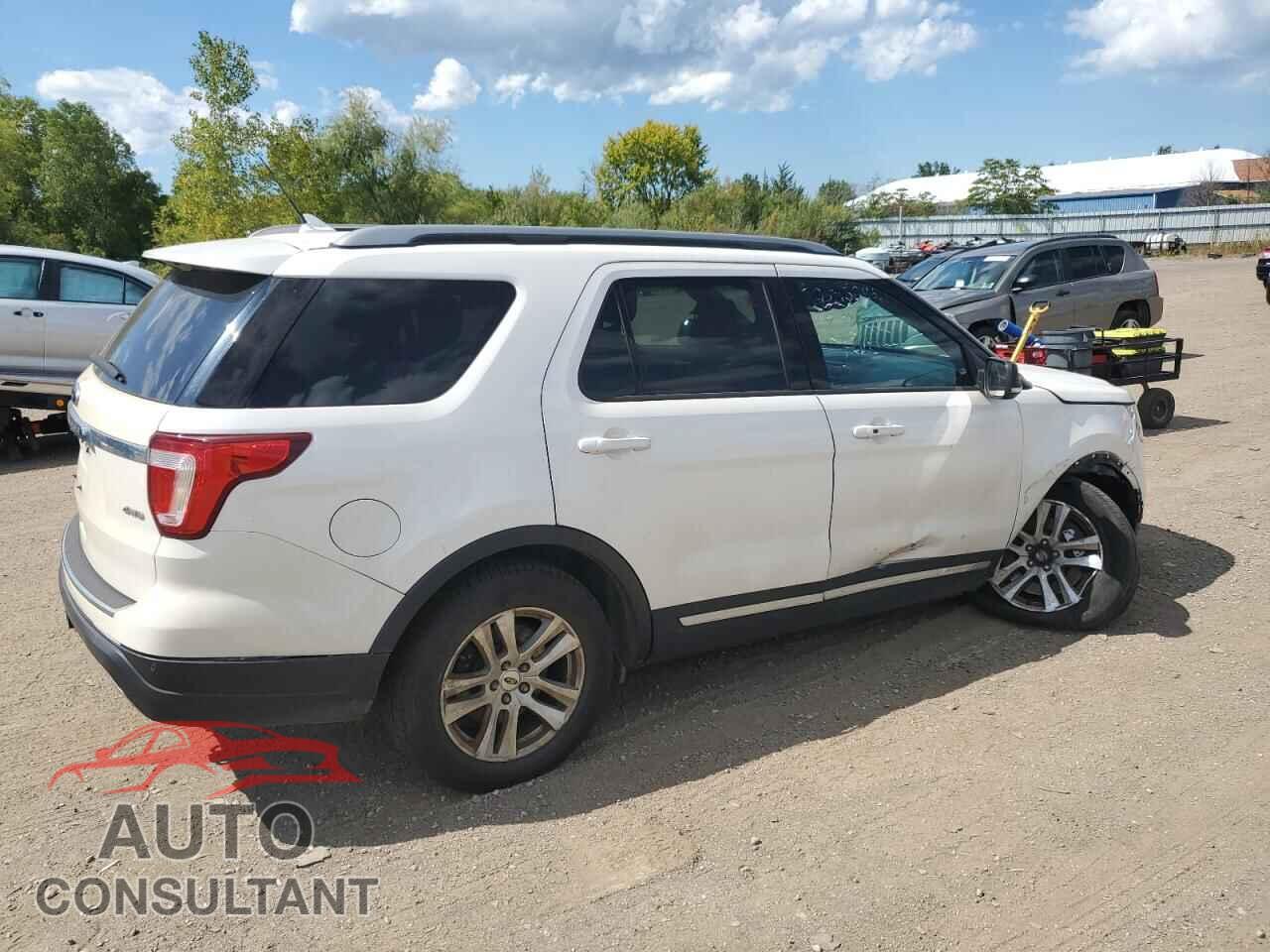 FORD EXPLORER 2018 - 1FM5K8D82JGA39210