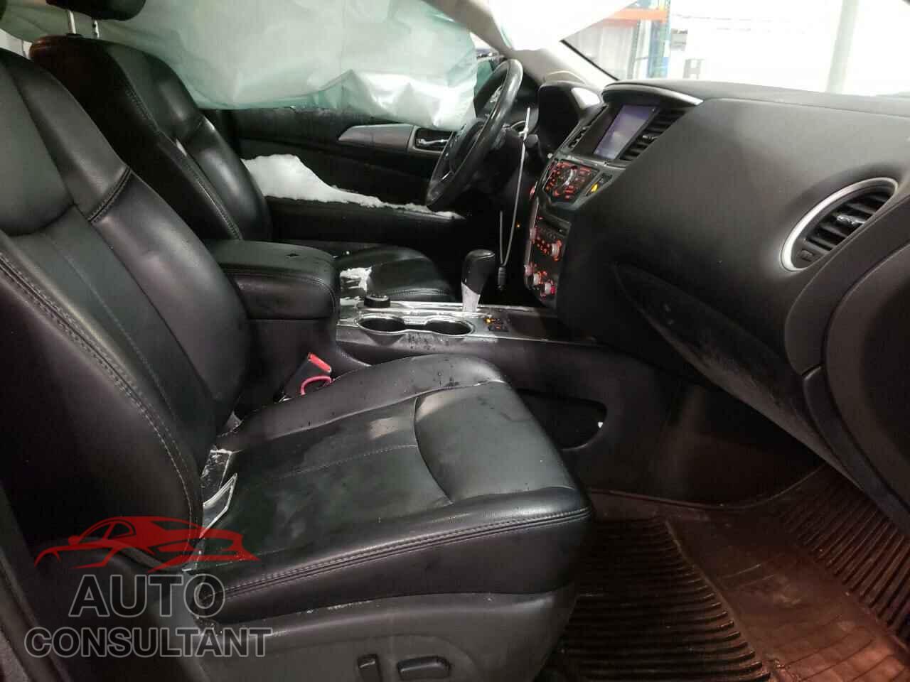 NISSAN PATHFINDER 2017 - 5N1DR2MM0HC668340