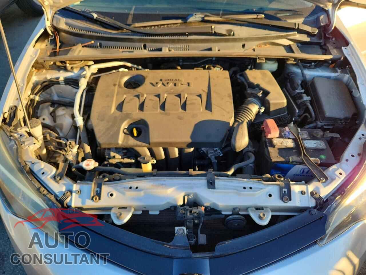 TOYOTA COROLLA 2017 - 5YFBURHEXHP726936