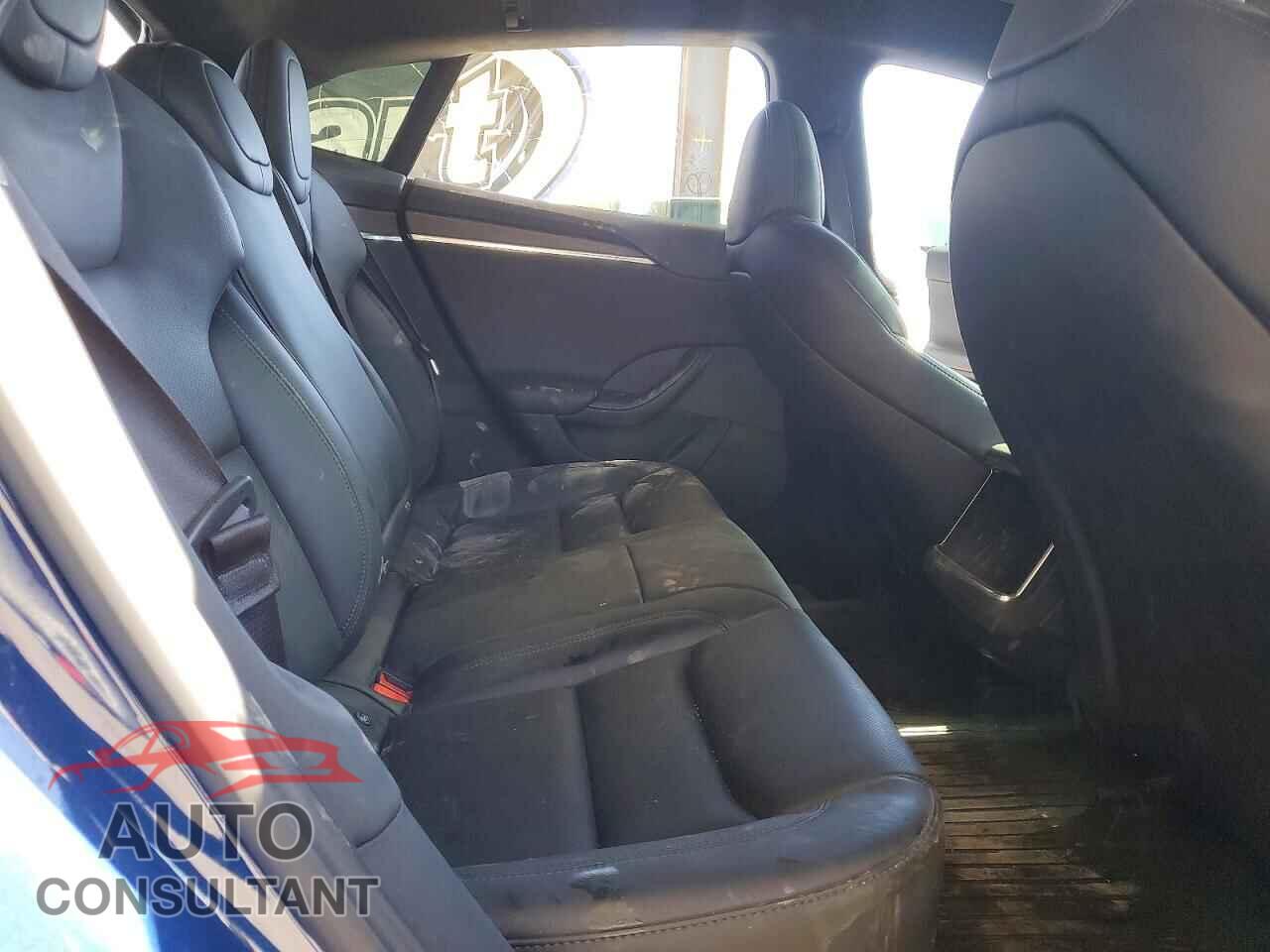 TESLA MODEL S 2021 - 5YJSA1E53MF428295