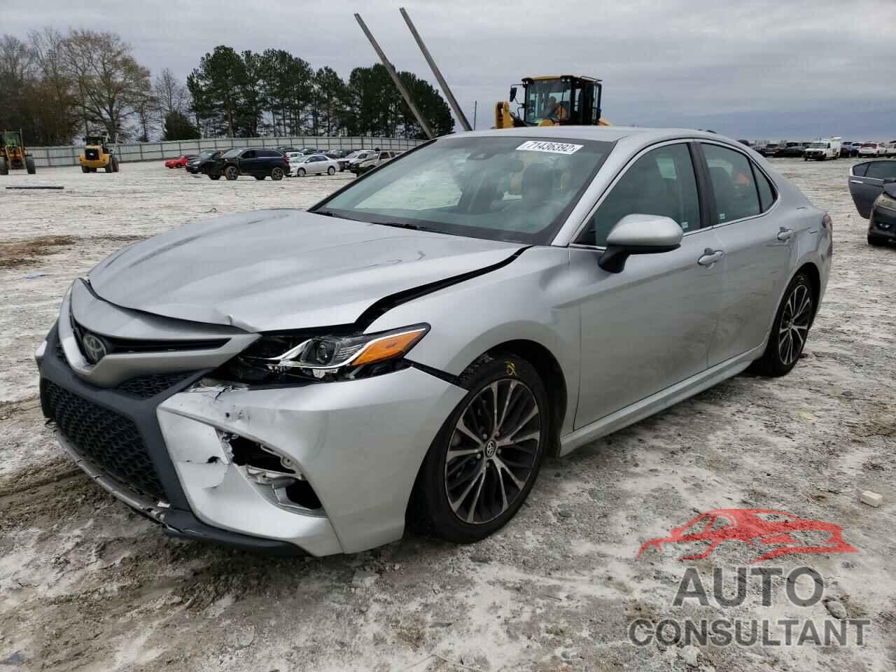 TOYOTA CAMRY 2018 - 4T1B11HK2JU579192