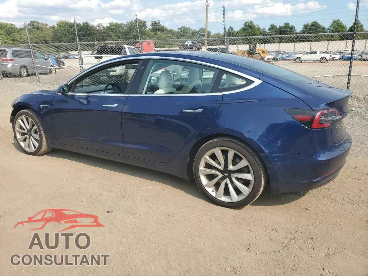 TESLA MODEL 3 2018 - 5YJ3E1EB1JF097789