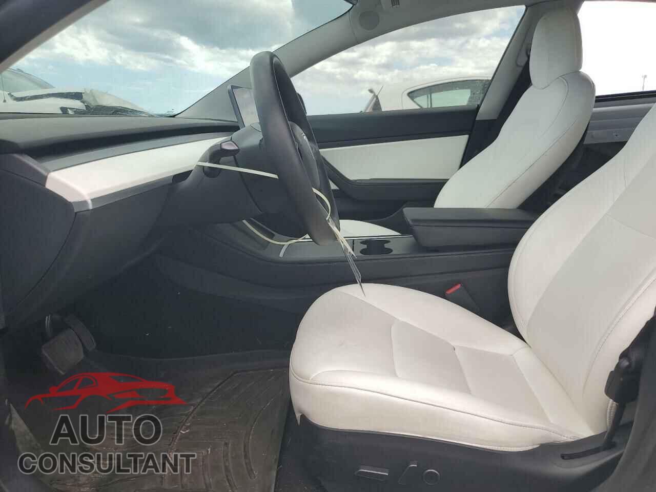 TESLA MODEL 3 2021 - 5YJ3E1EA7MF928823