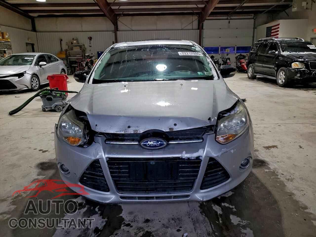 FORD FOCUS 2012 - 1FAHP3M29CL472444