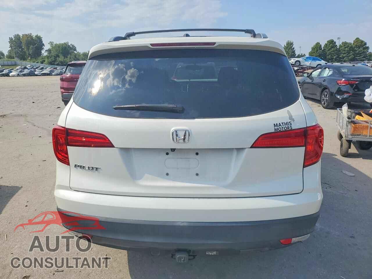 HONDA PILOT 2017 - 5FNYF5H56HB004744