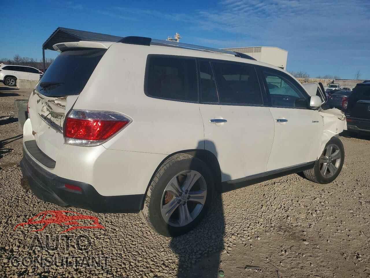 TOYOTA HIGHLANDER 2013 - 5TDDK3EH6DS239227