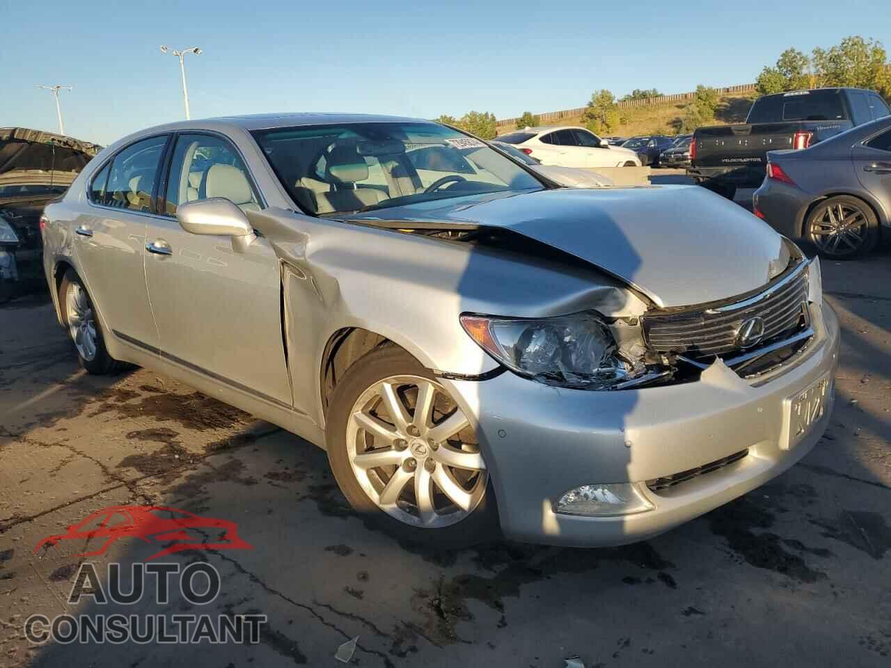 LEXUS LS460 2009 - JTHCL46F095002157