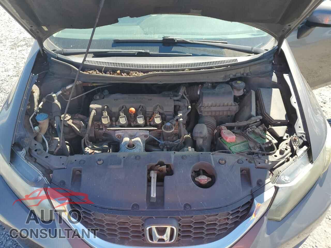HONDA CIVIC 2013 - 2HGFB2F56DH567304