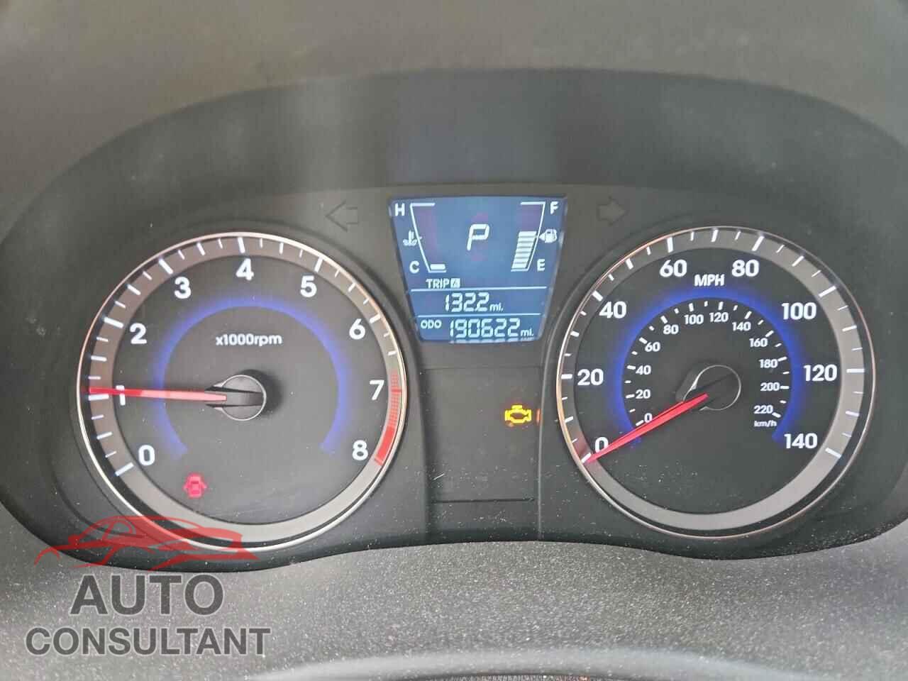 HYUNDAI ACCENT 2013 - KMHCT4AE2DU365604