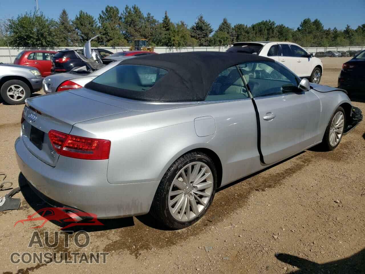 AUDI A5 2012 - WAULFAFH8CN009158