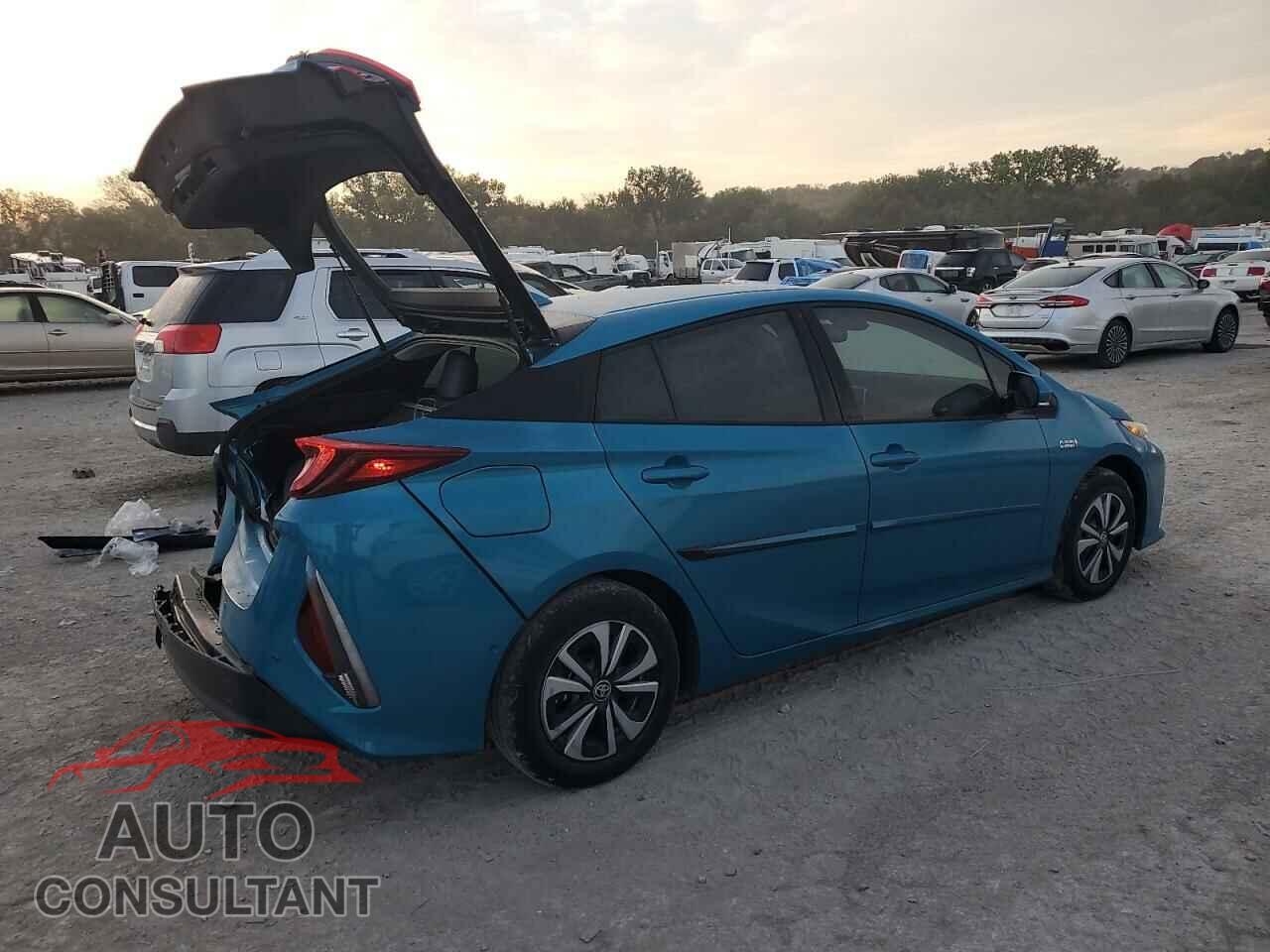 TOYOTA PRIUS 2018 - JTDKARFP4J3069899