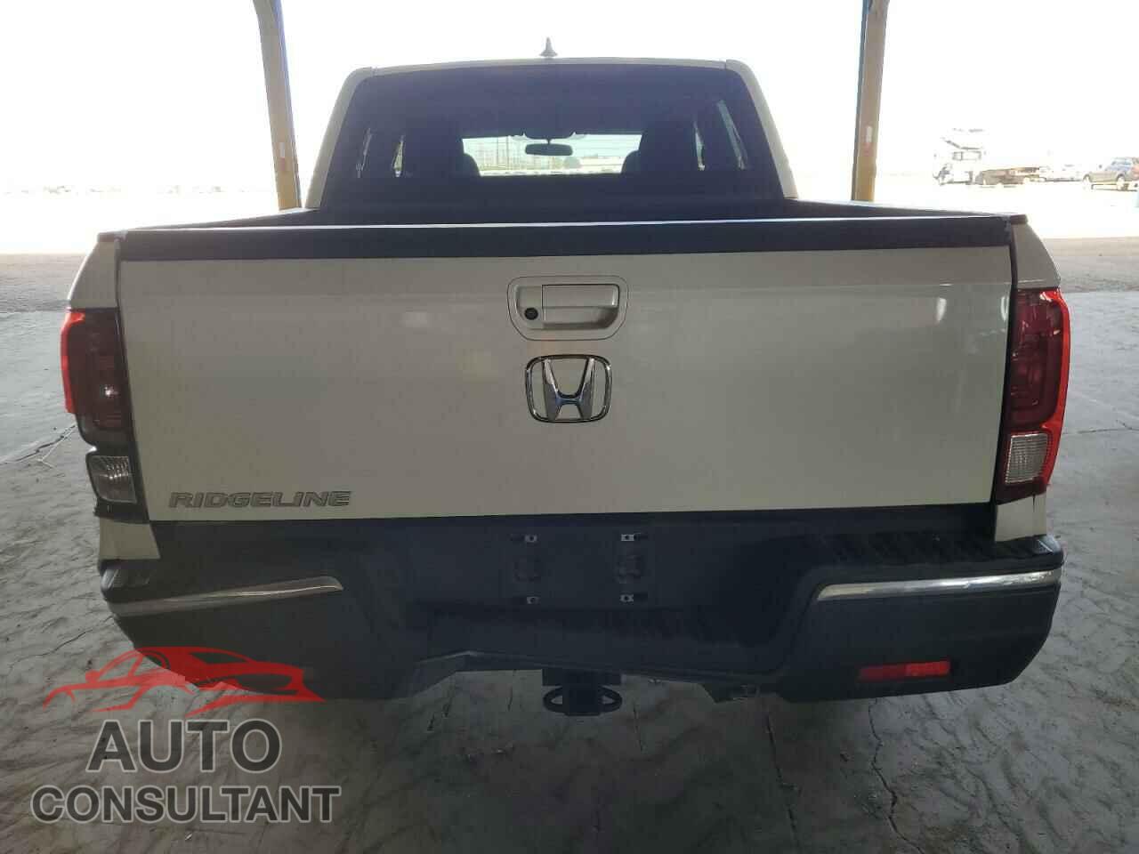 HONDA RIDGELINE 2017 - 5FPYK2F44HB009047