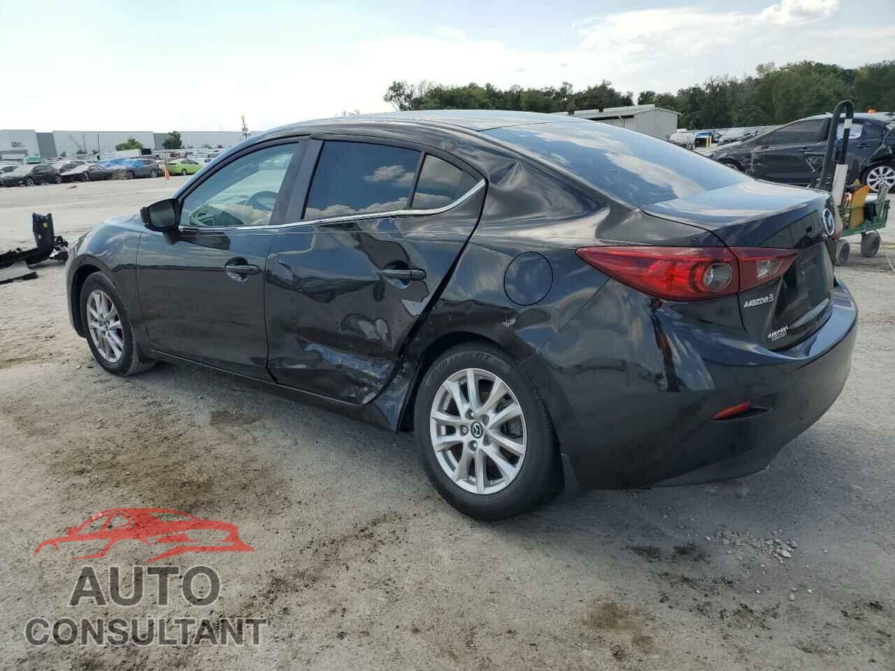 MAZDA 3 2018 - 3MZBN1U79JM165919
