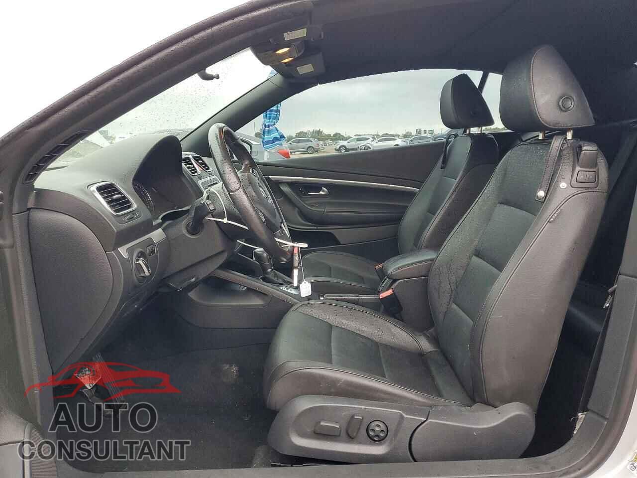 VOLKSWAGEN EOS 2013 - WVWBW8AH7DV005196