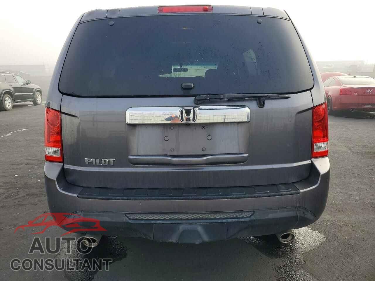 HONDA PILOT 2015 - 5FNYF3H45FB018773