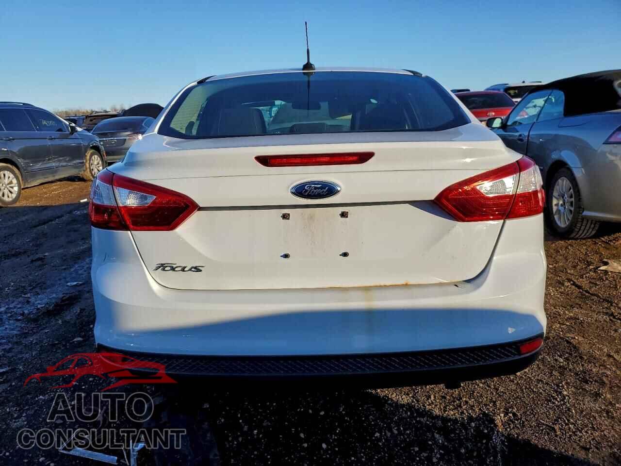 FORD FOCUS 2012 - 1FAHP3E21CL156423