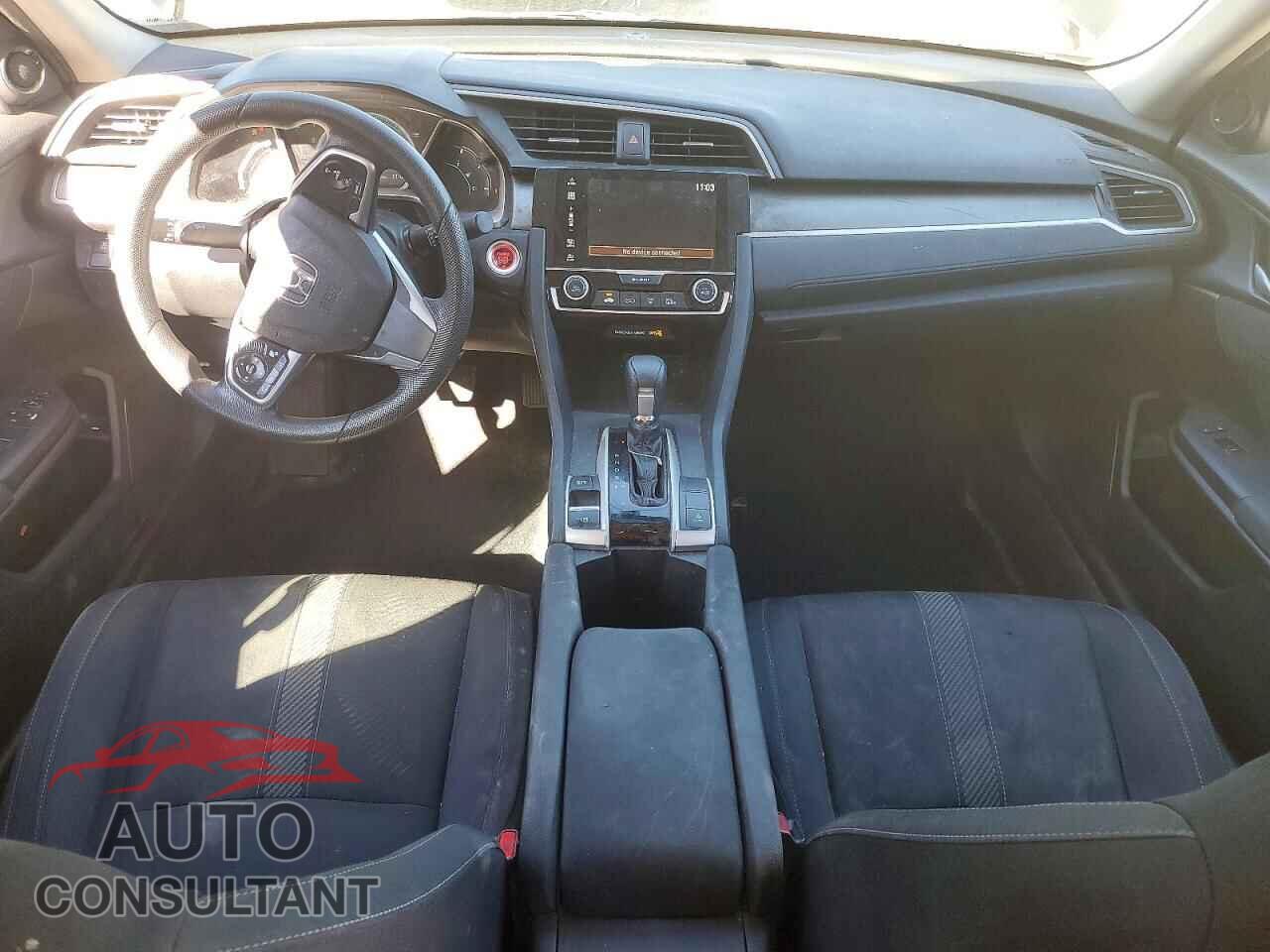HONDA CIVIC 2018 - 2HGFC2F77JH508191