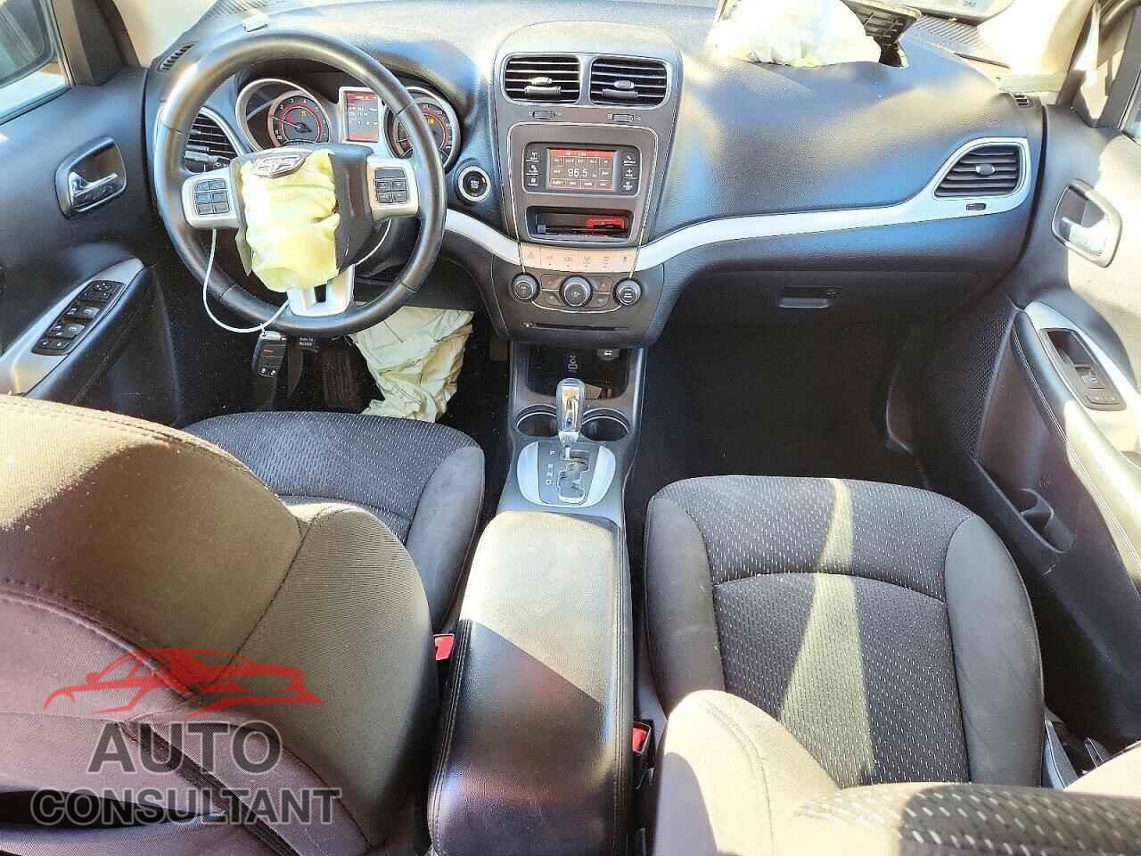 DODGE JOURNEY 2018 - 3C4PDCAB2JT520905