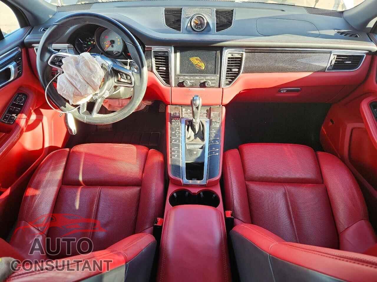 PORSCHE MACAN 2015 - WP1AB2A58FLB69869