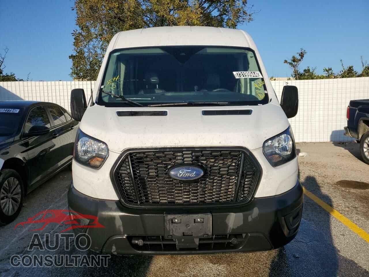FORD TRANSIT 2023 - 1FTBR2C8XPKC00992