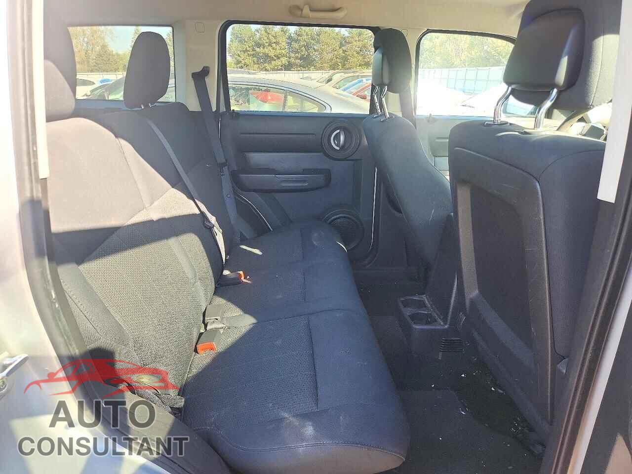 DODGE NITRO 2011 - 1D4PU4GKXBW602571