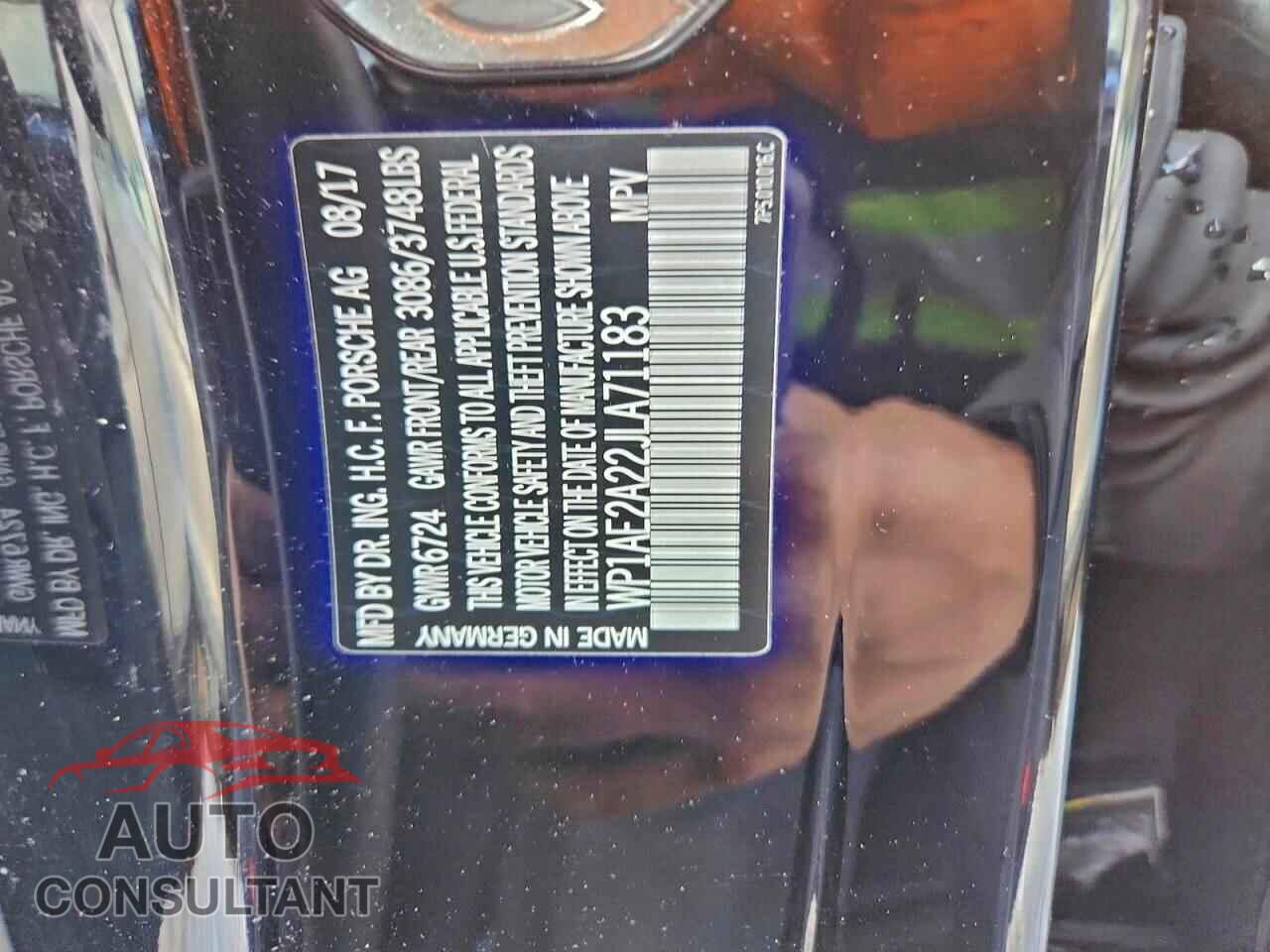 PORSCHE CAYENNE 2018 - WP1AE2A22JLA71183