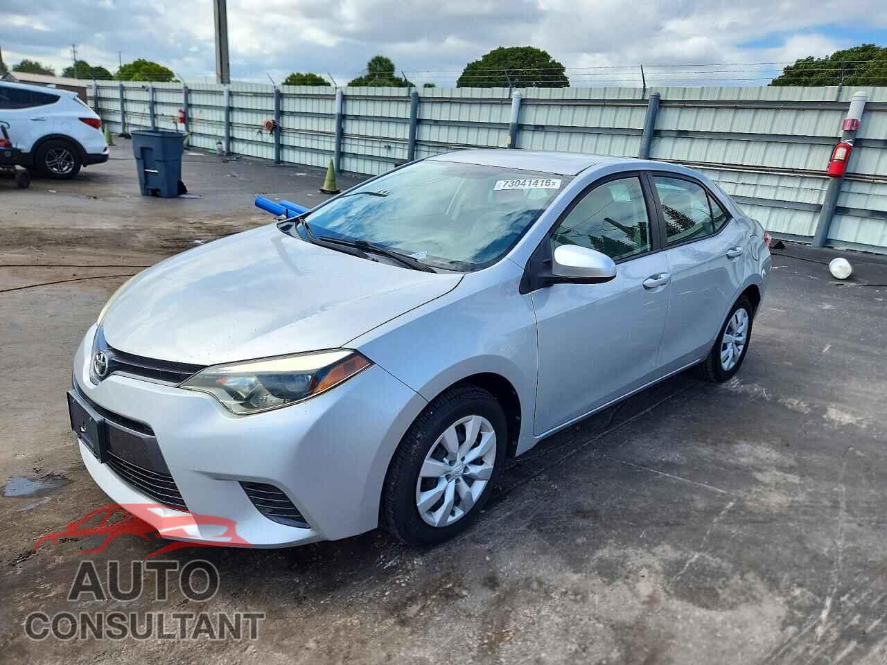 TOYOTA COROLLA 2015 - 2T1BURHE2FC255362