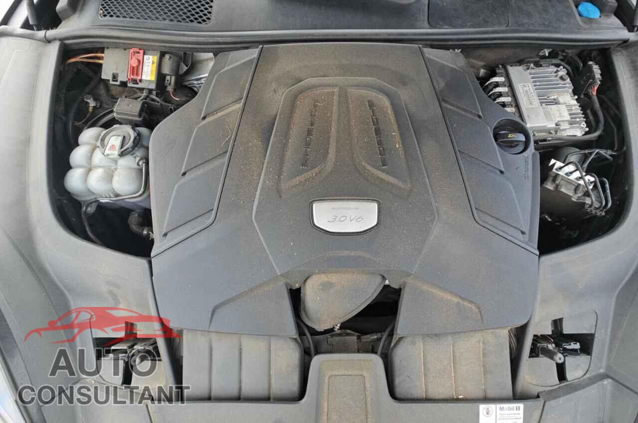 PORSCHE CAYENNE 2019 - WP1AA2AY2KDA07656