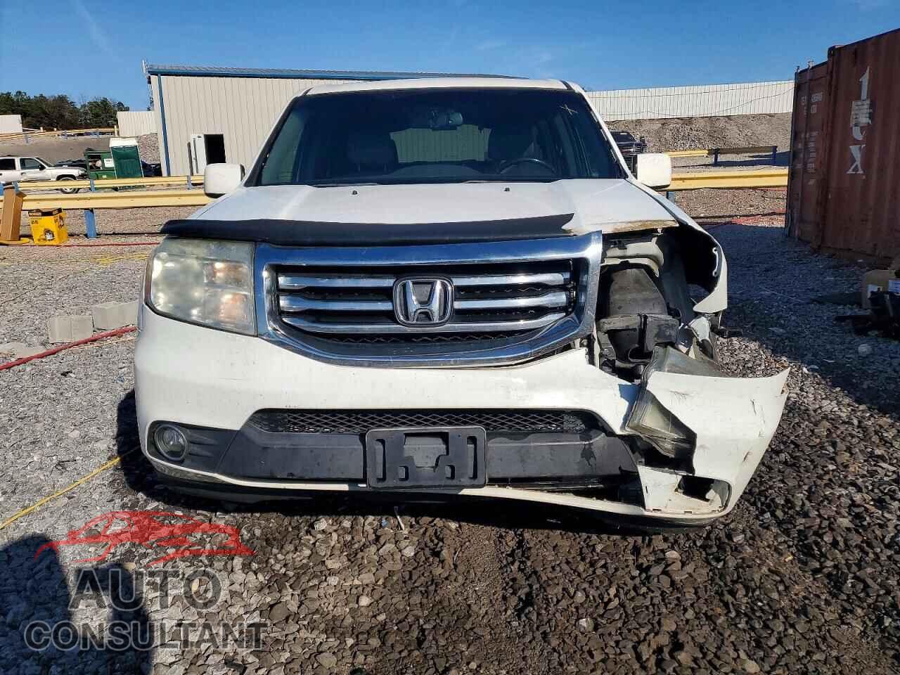 HONDA PILOT 2013 - 5FNYF3H5XDB044324