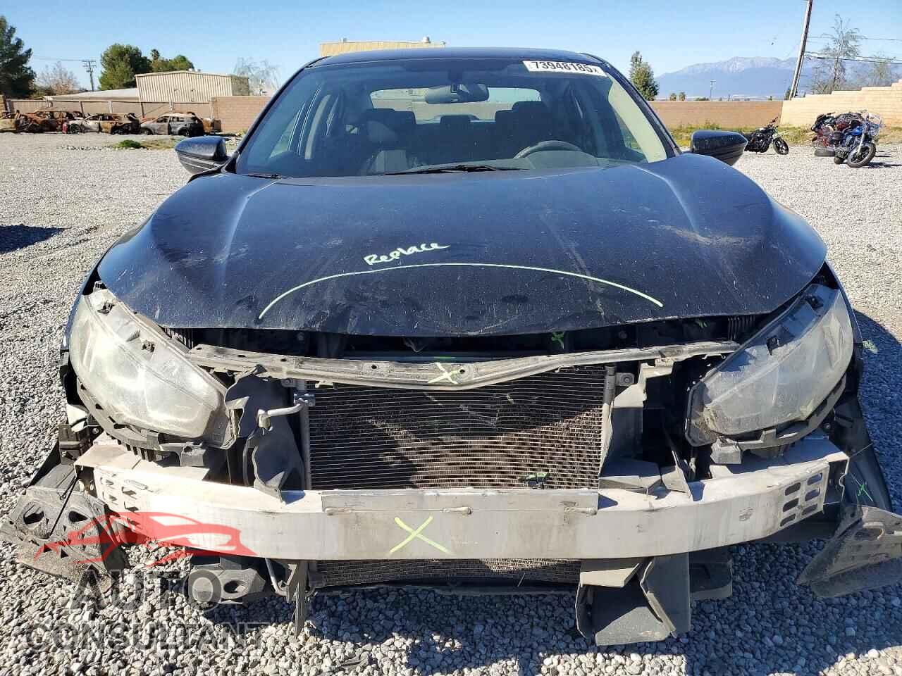 HONDA CIVIC 2018 - 2HGFC2F53JH508753