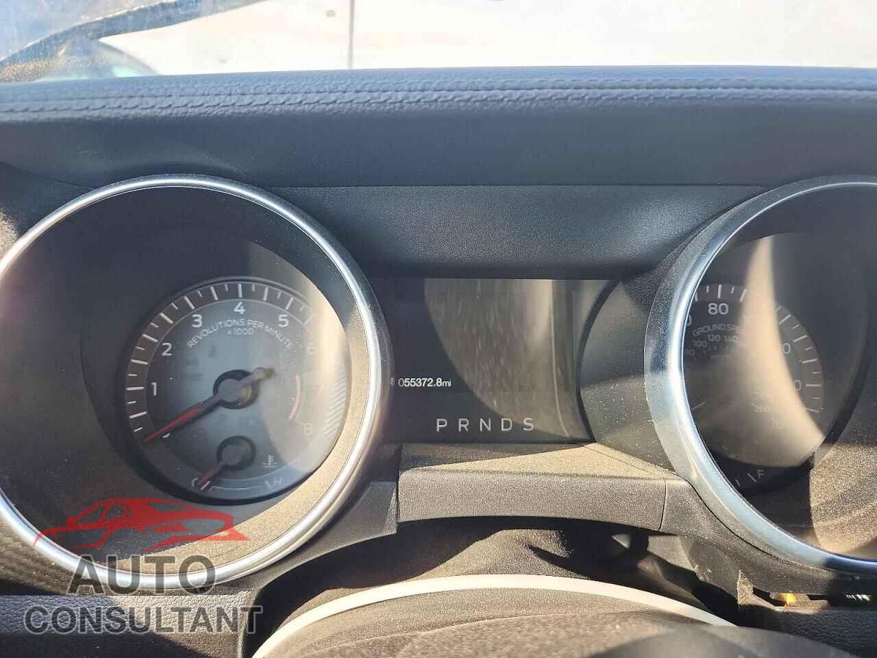FORD MUSTANG 2023 - 1FA6P8TH2P5107513