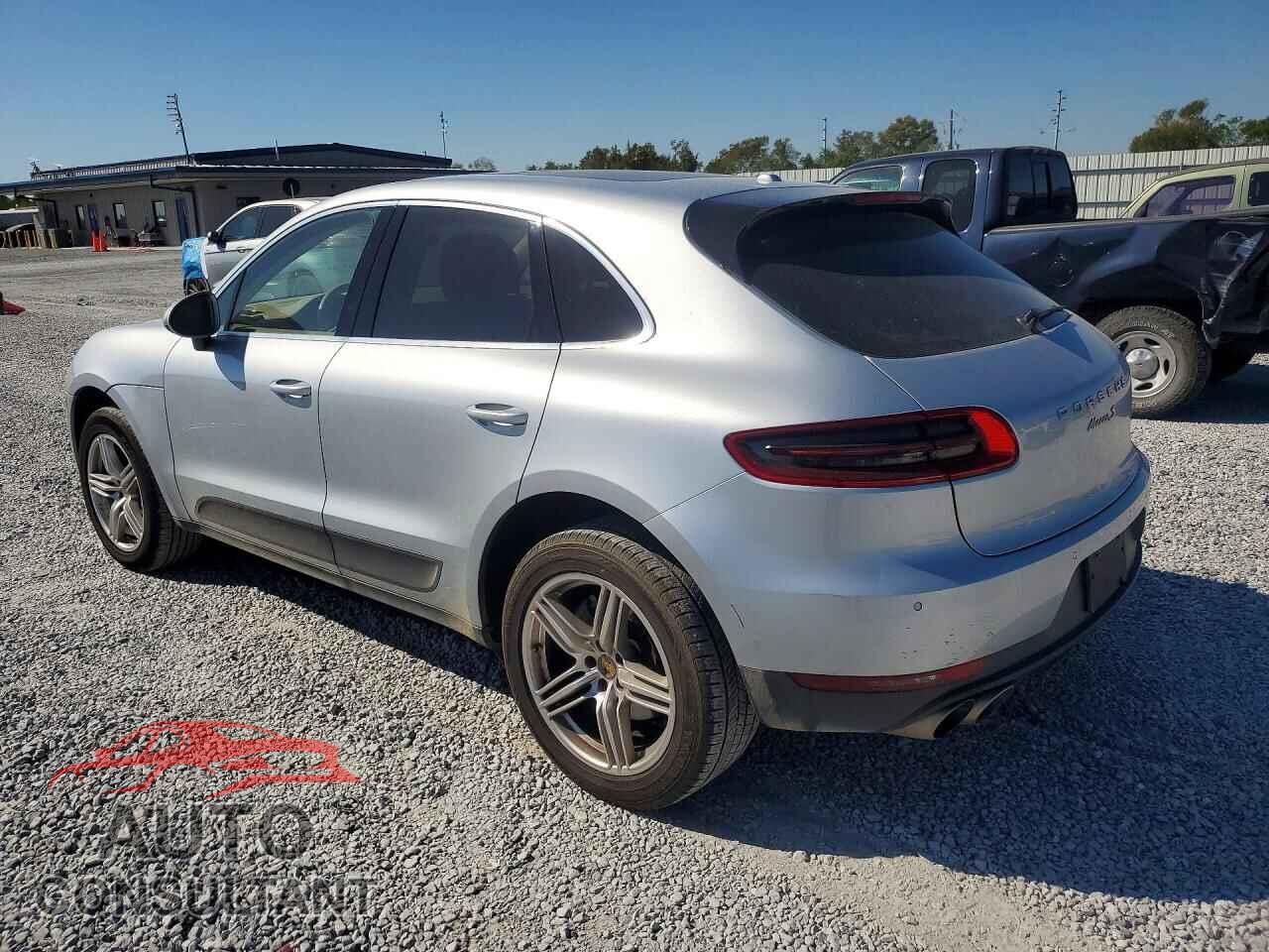 PORSCHE MACAN 2015 - WP1AB2A59FLB44107