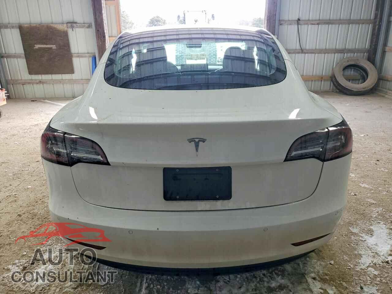 TESLA MODEL 3 2021 - 5YJ3E1EA8MF089345